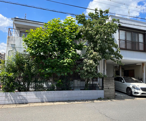 <p style="text-align:center;">本社</p>